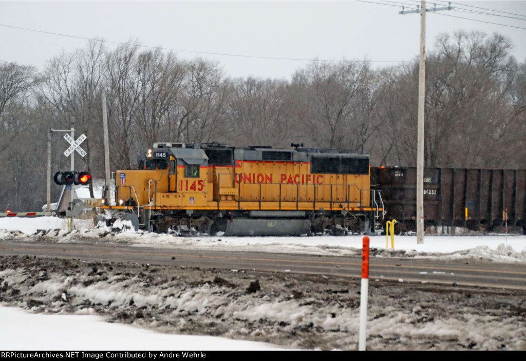 Approaching Prairie Hill Road, DeLong and the end of the line in worsening weather